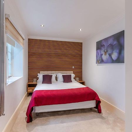 The "Red Room Apartment" - Fitzrovia - By Frankie Says London Exterior foto